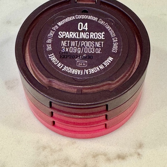 Kaja Beauty Bento Bouncy Shimmer Eyeshadow Trio - #4 Sparkling Rosé - Picture 6 of 6